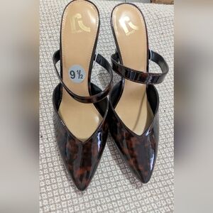 Report StilettoTortoiseshell Heels Very Aesthetic Versatile Look